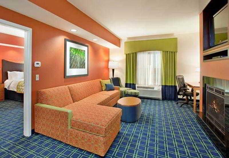 Fairfield Inn & Suites By Marriott Kearney Pokoj fotografie