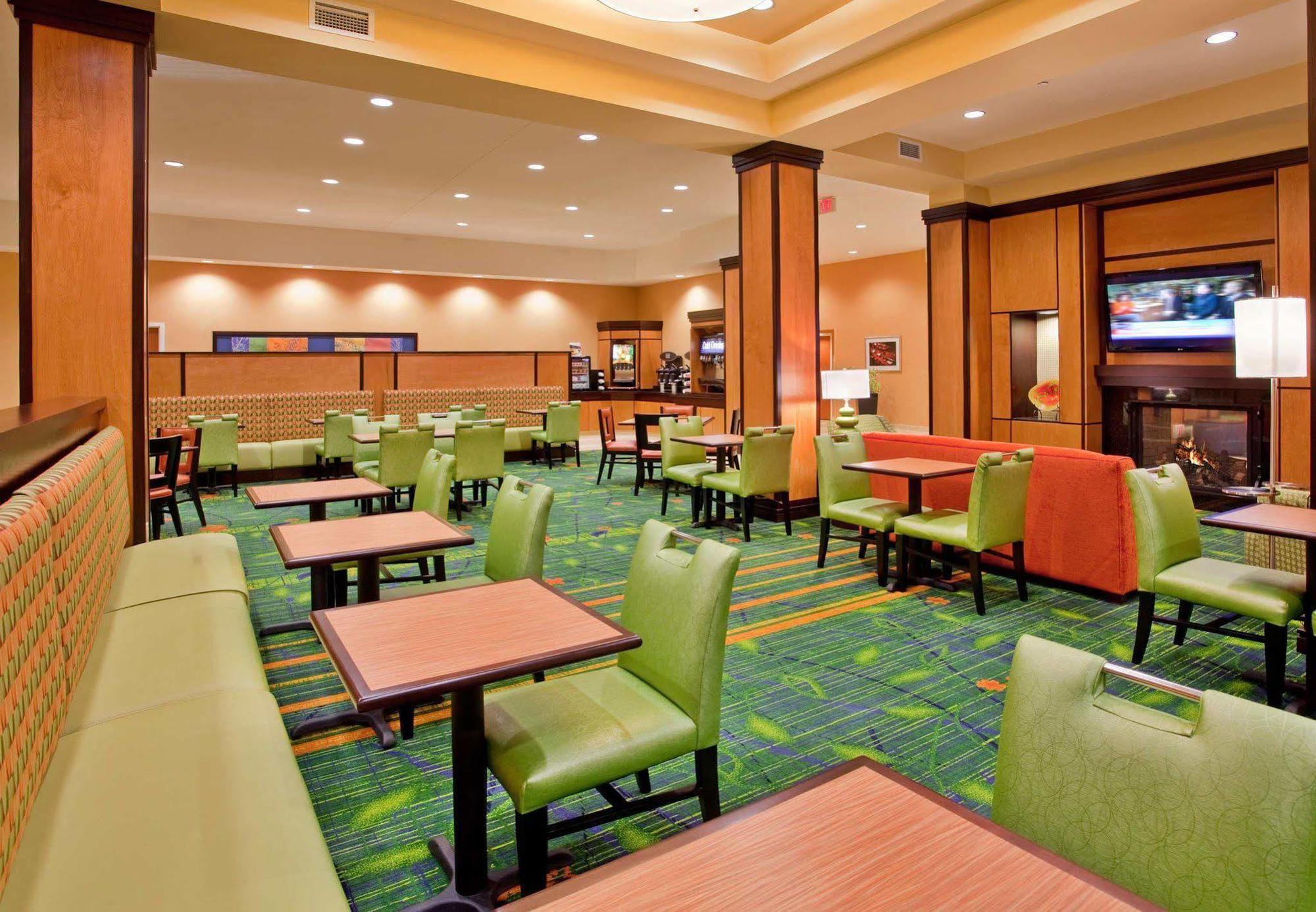 Fairfield Inn & Suites By Marriott Kearney Exteriér fotografie